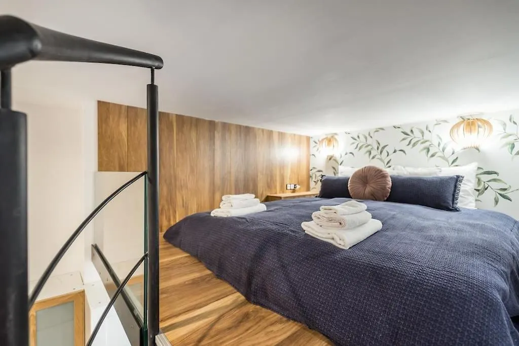 Vibrant Arty Home In Central Budapeşte Macaristan