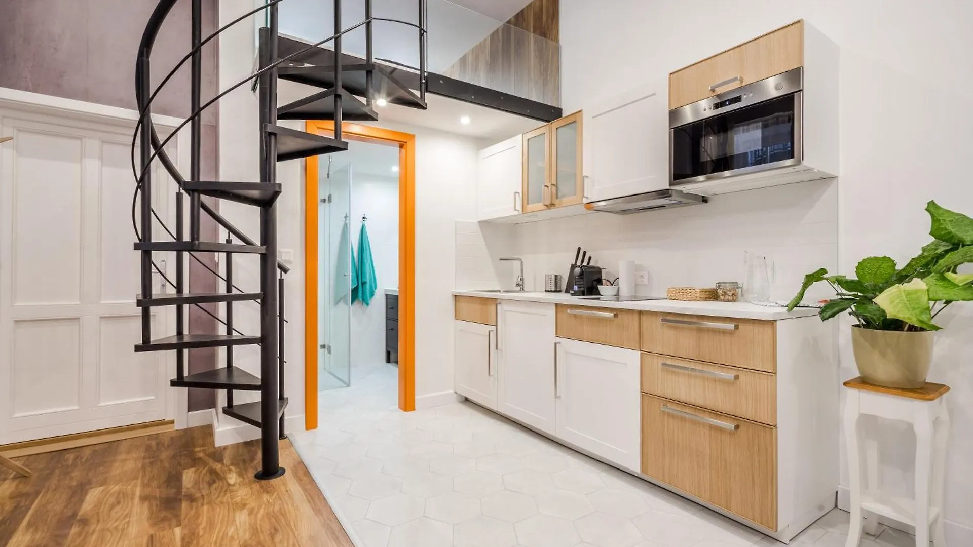 דירה Vibrant Arty Home In Central בודפשט הונגריה