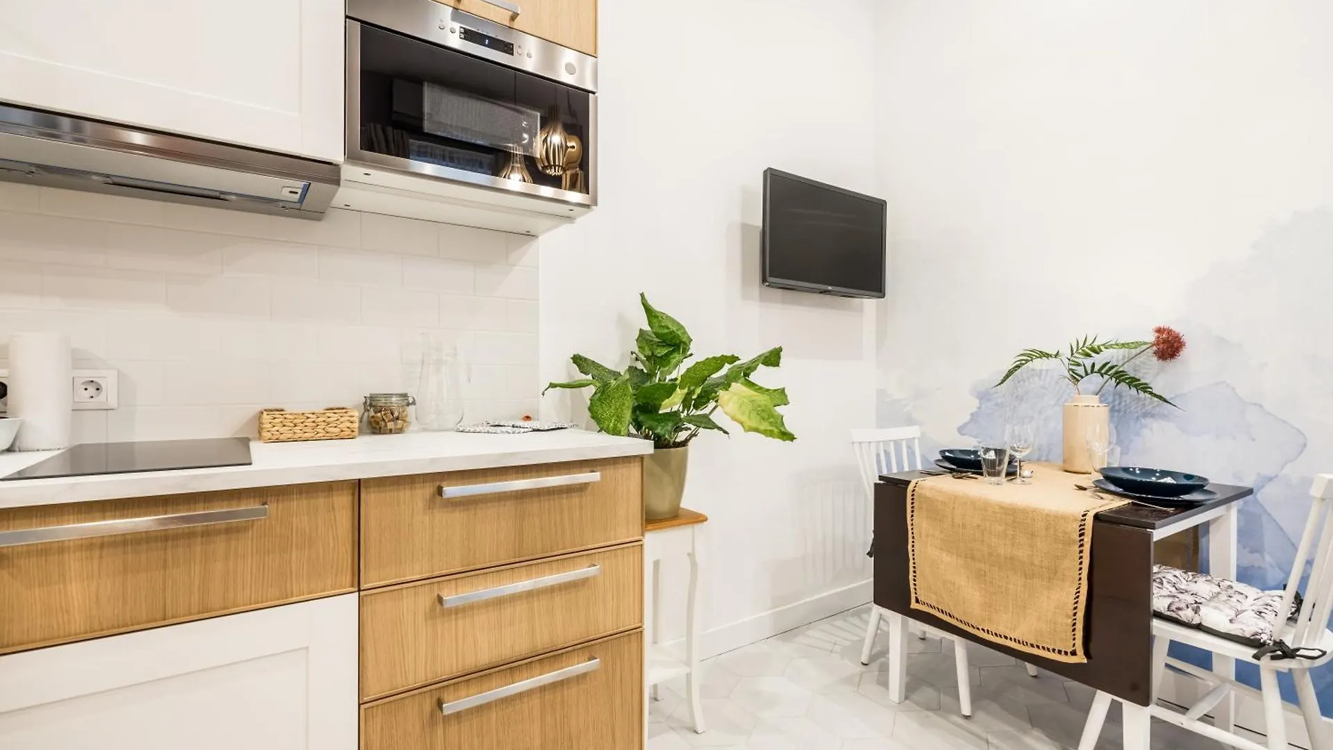 Vibrant Arty Home In Central בודפשט 0*,