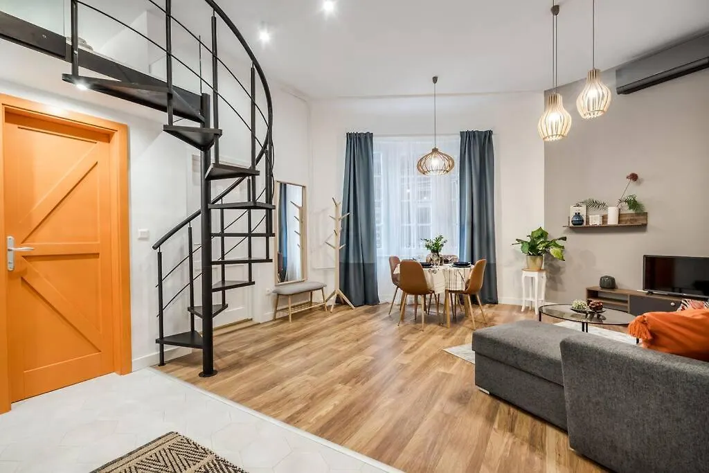 דירה Vibrant Arty Home In Central בודפשט