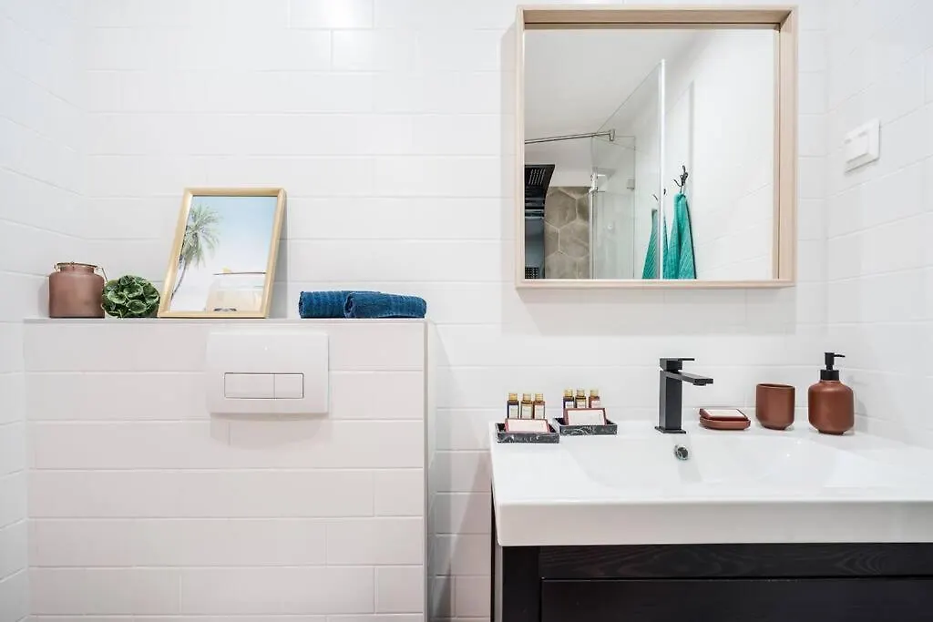Vibrant Arty Home In Central בודפשט
